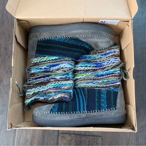 NIB TOMS Nepal Boot - Size 6 - Picture 2 of 14